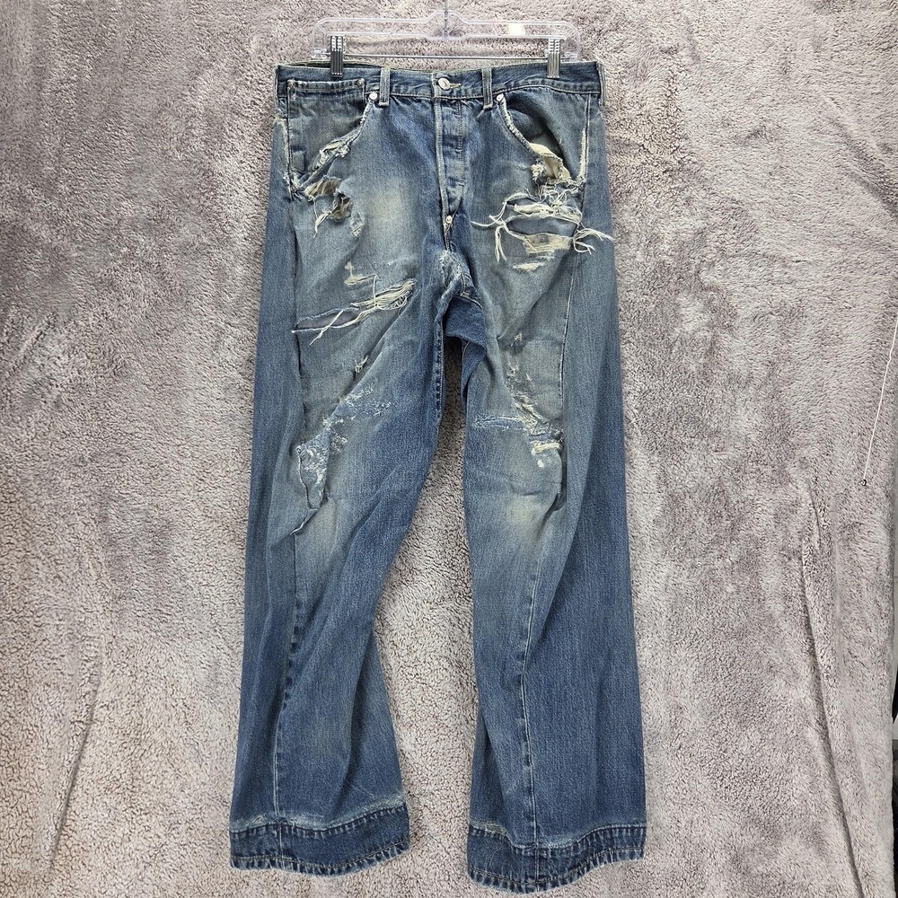VTG Levis Engineered Jeans Men 34x32 Blue Thrashed Destroyed Twisted Buckle Back